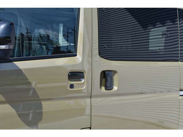 Daihatsu Atrai 11