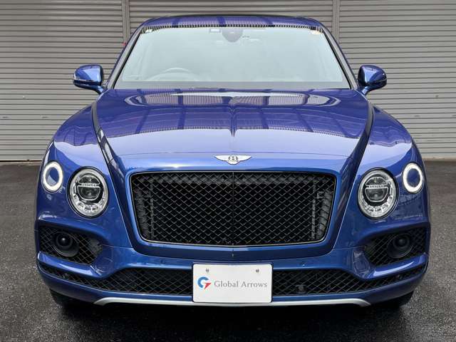 Bentley Bentayga 4