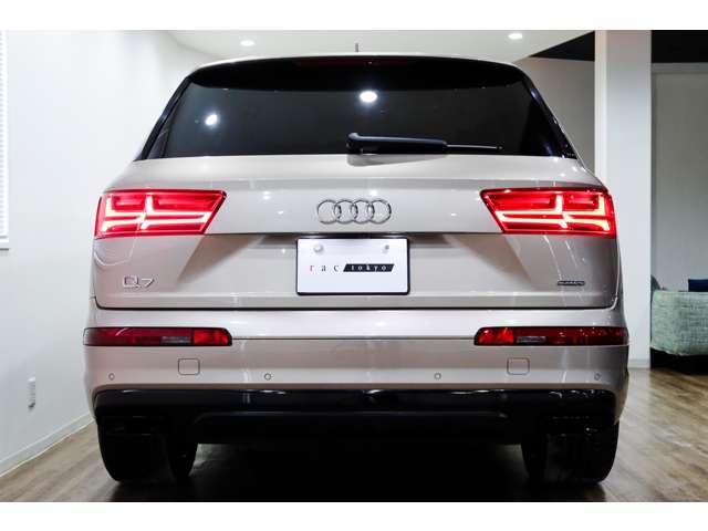 Audi Q7 7