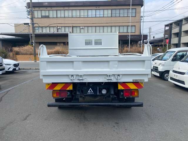 Hino Ranger 8