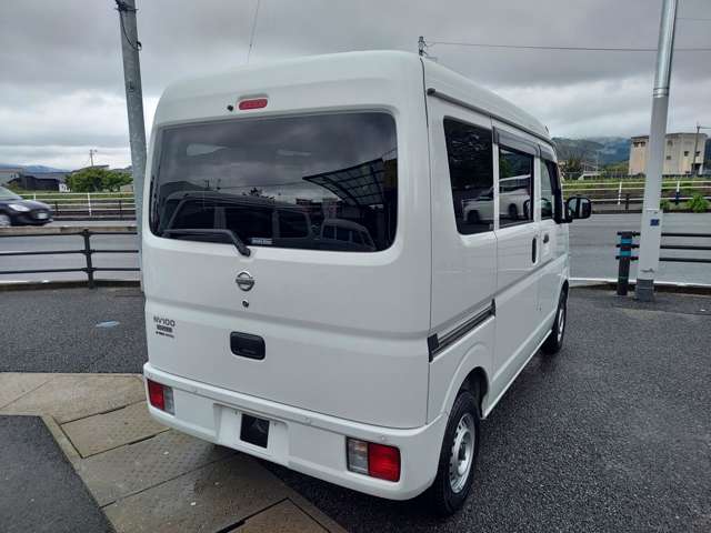 Nissan NV100 Clipper 10