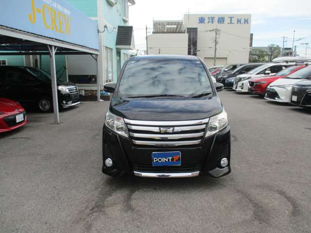 Toyota Noah 7