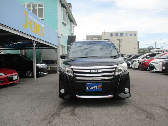 Toyota Noah 8