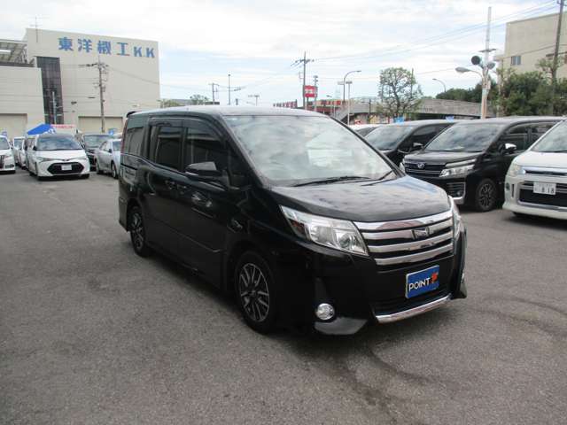 Toyota Noah 9