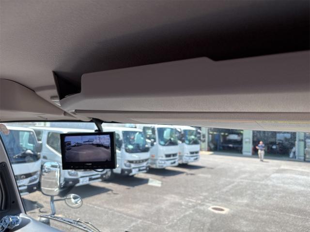 Mitsubishi Fuso Canter 11