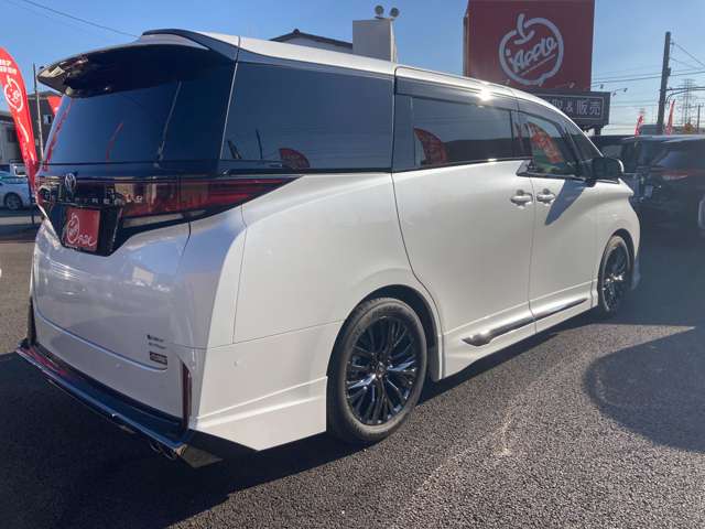 Toyota Vellfire 6