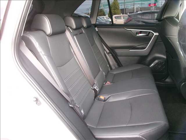 Toyota RAV4 11