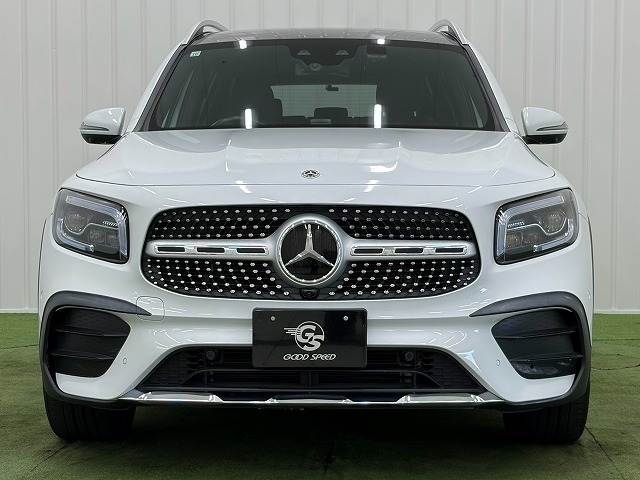 Mercedes-Benz GLB 12