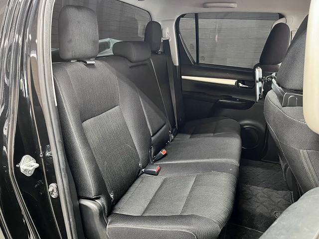 Toyota Hilux 12