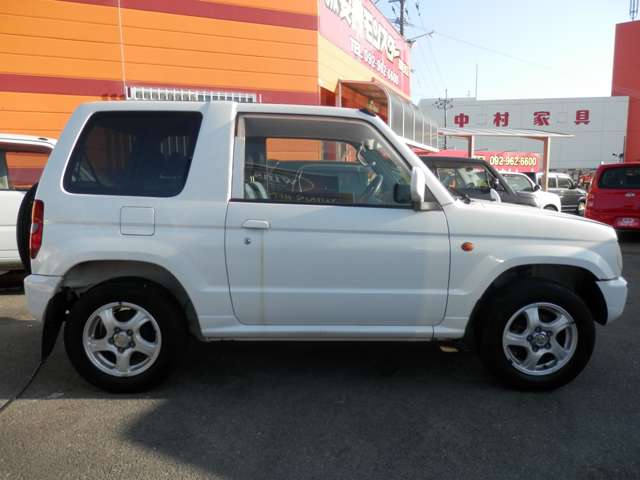 Mitsubishi Pajero Mini 5