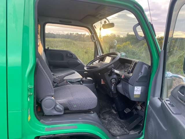 Isuzu Elf 11