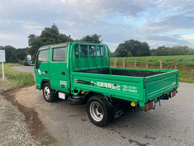 Isuzu Elf 3