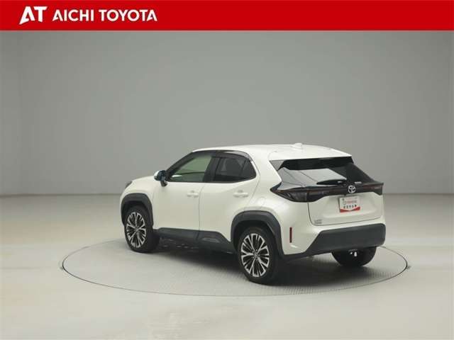 Toyota Yaris Cross 4