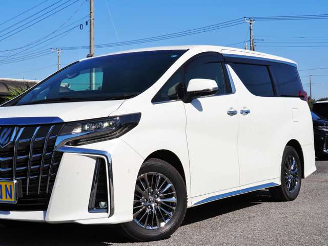 Toyota Alphard 11