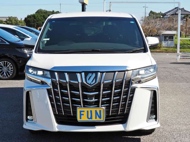 Toyota Alphard 2