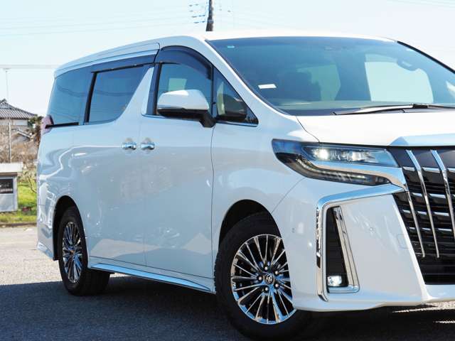 Toyota Alphard 10