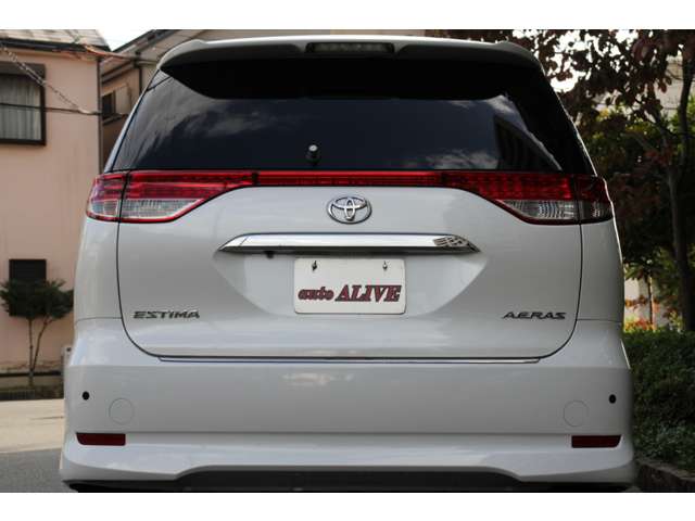 Toyota Estima 9