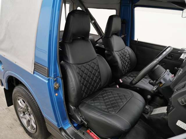 Suzuki Jimny 4