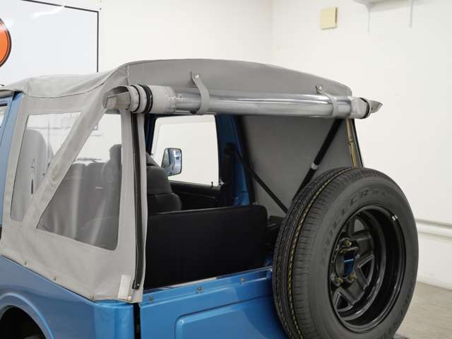 Suzuki Jimny 7