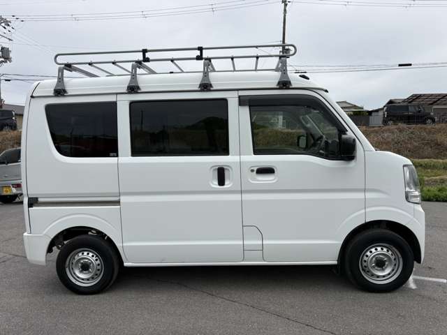 Nissan NV100 Clipper 10