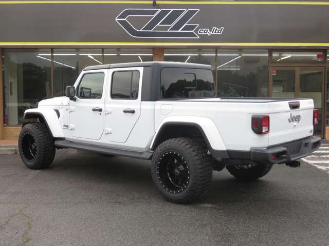 Jeep Gladiator 7