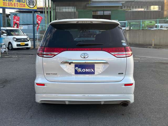 Toyota Estima 5