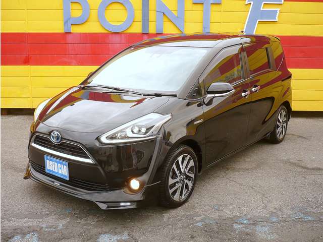 Toyota Sienta 6