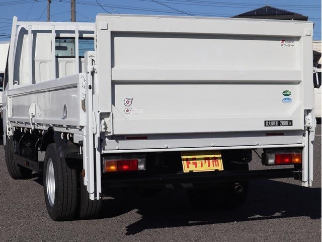 Mitsubishi Fuso Canter 7