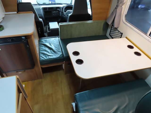 Mazda Bongo Truck 4