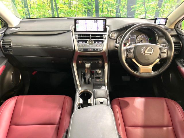 Lexus NX 2