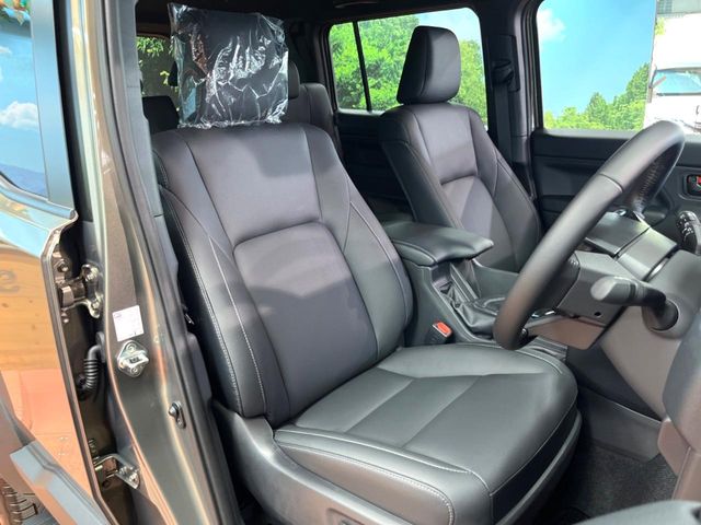 Toyota Land Cruiser FJ 11