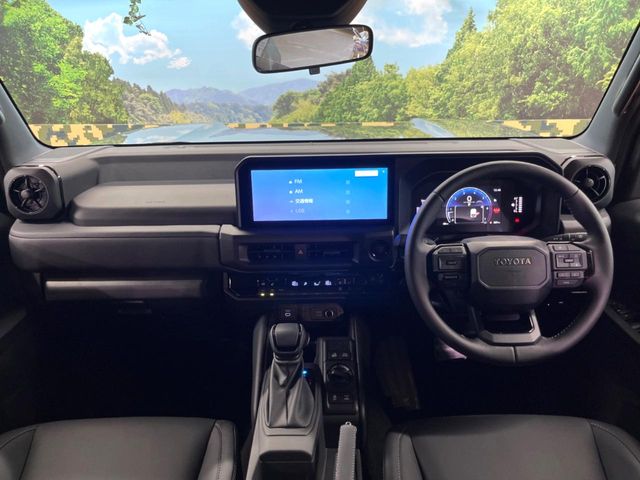 Toyota Land Cruiser FJ 2