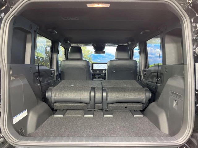 Toyota Land Cruiser FJ 11