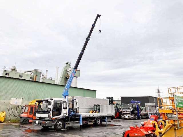 Isuzu Forward 12
