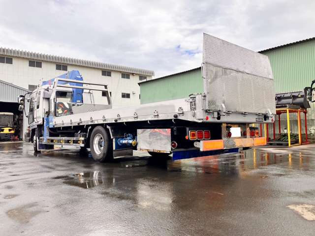Isuzu Forward 4