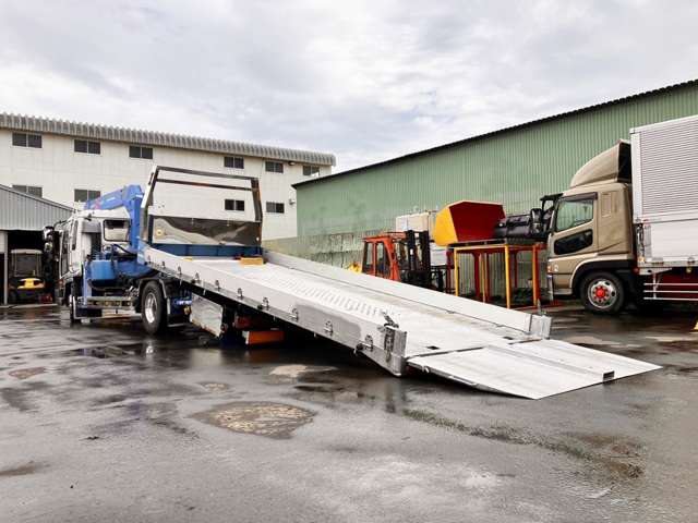 Isuzu Forward 9