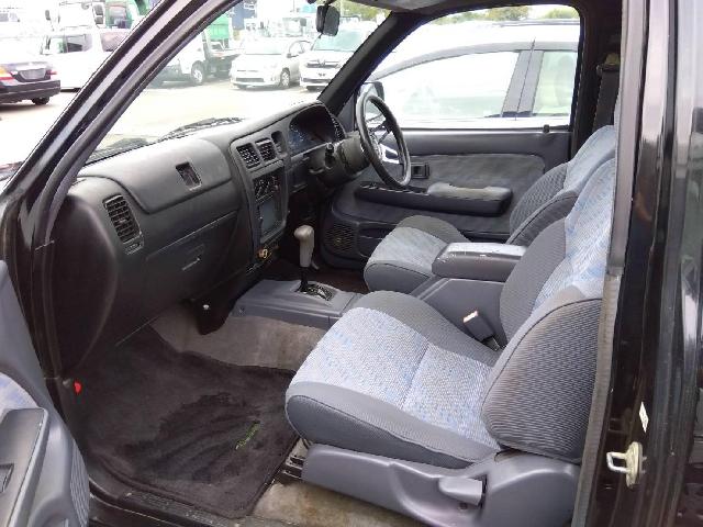 Toyota Hilux 3