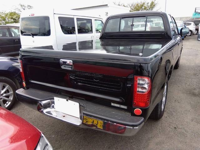 Toyota Hilux 5