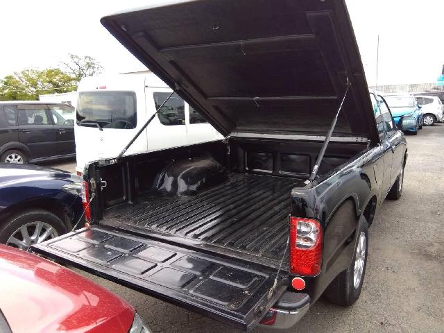 Toyota Hilux 6