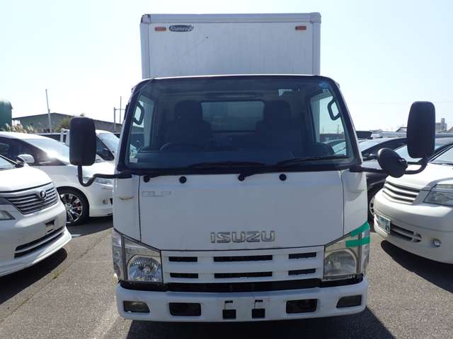 Isuzu Elf 2