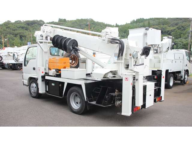 Isuzu Elf 5