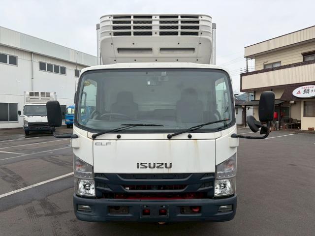 Isuzu Elf 3