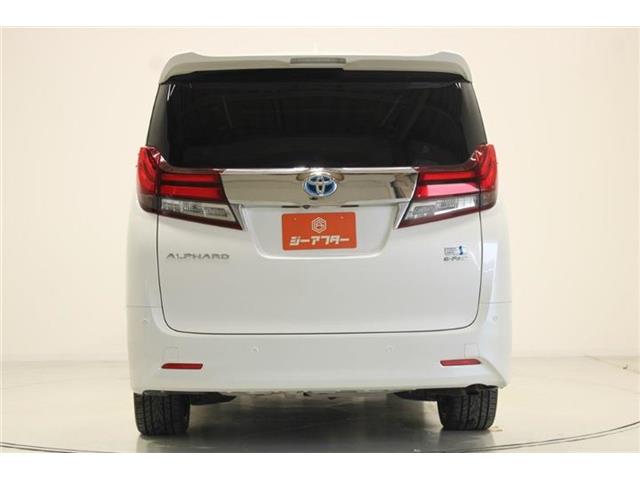 Toyota Alphard 12