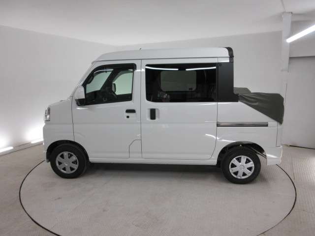 Daihatsu Hijet Deck Van 8
