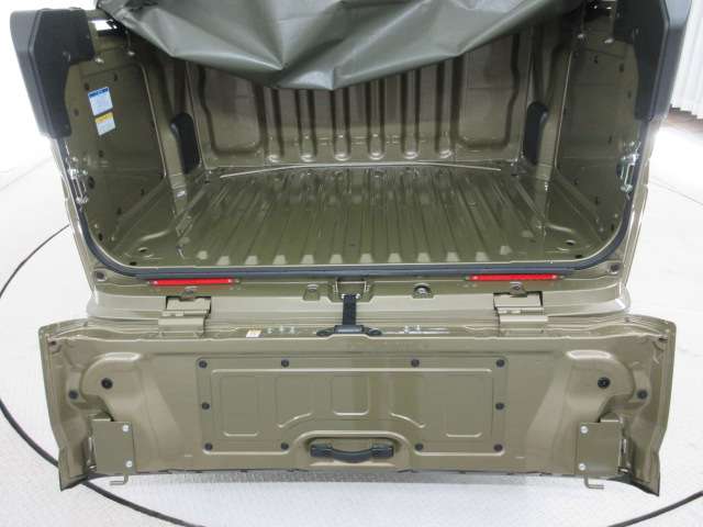 Daihatsu Hijet Deck Van 10