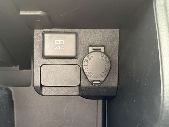 Toyota Probox Van 8