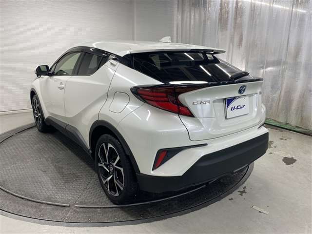 Toyota C-HR 4