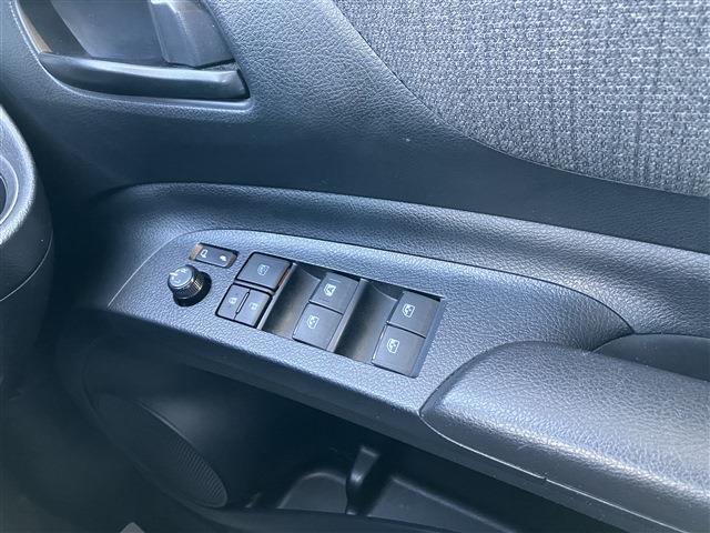 Toyota Sienta 12