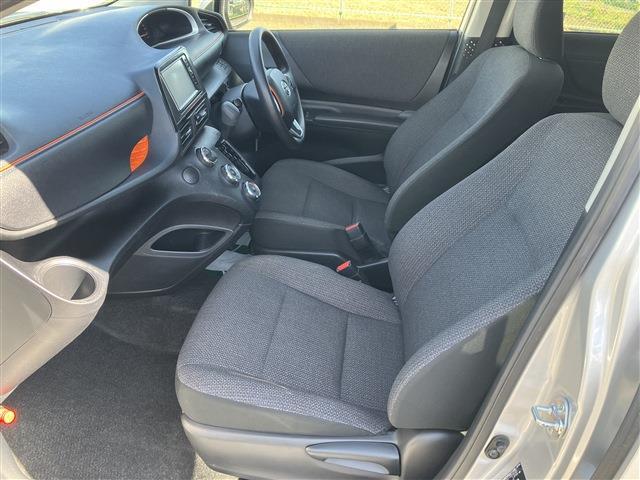 Toyota Sienta 10