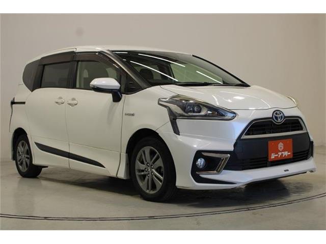 Toyota Sienta 6